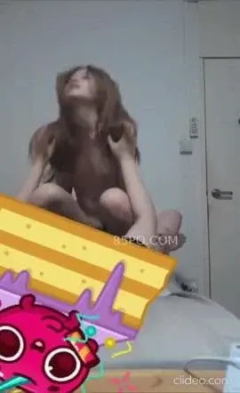 EM CƯỠI NGỰA CÙNG A RỂ PHÊ LÒI LỒN