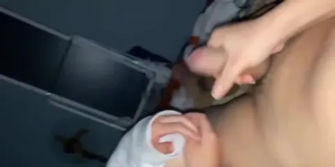 Bạn thân nói tao nuốt tinh cho thôi nhá. Không địt đâu