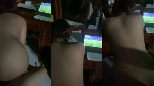 Coi đá banh cũng không yên với em